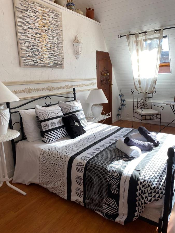 Loft De Lancelot City Center Sens Exterior photo